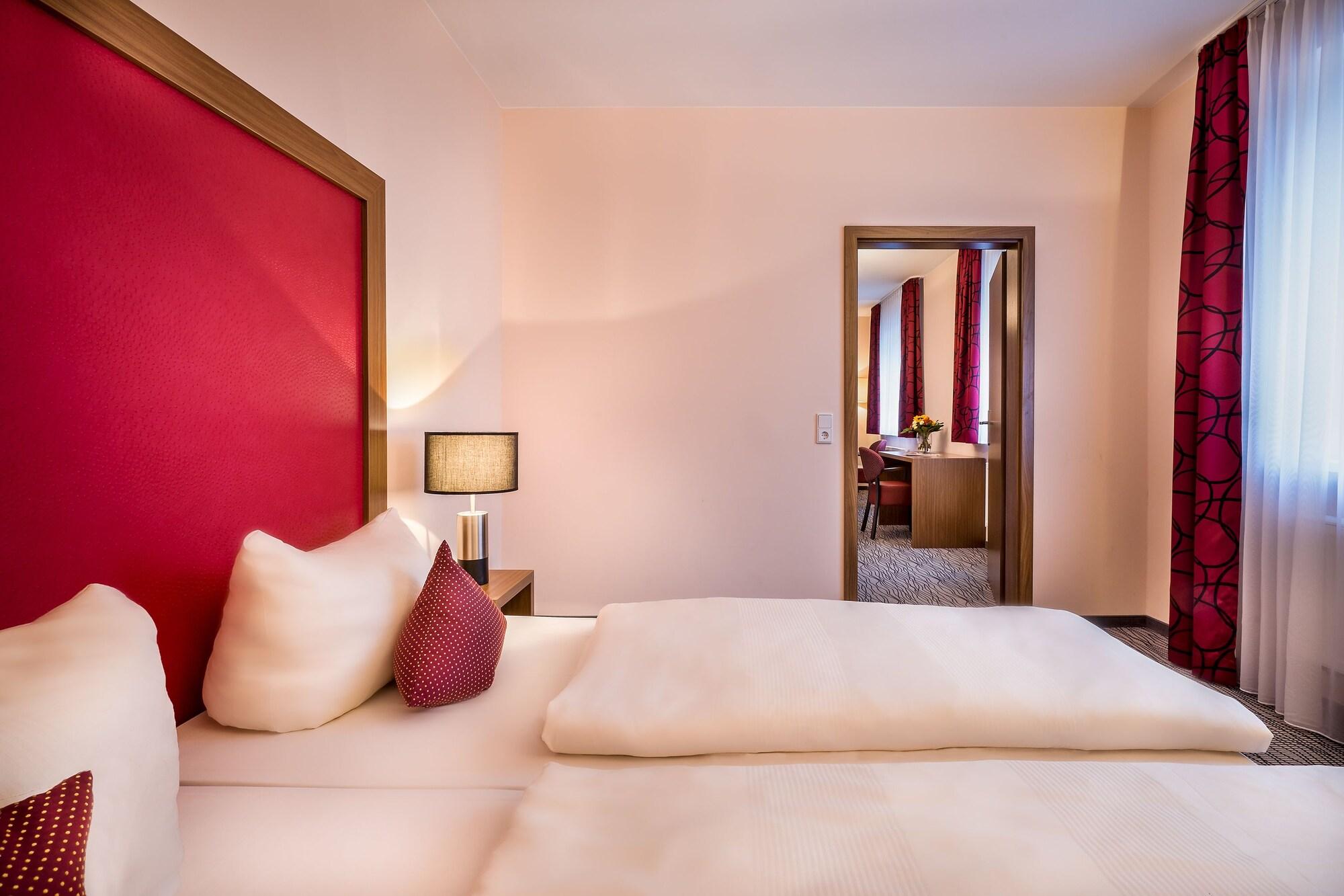 Scope Hotel Dresden Airport エクステリア 写真
