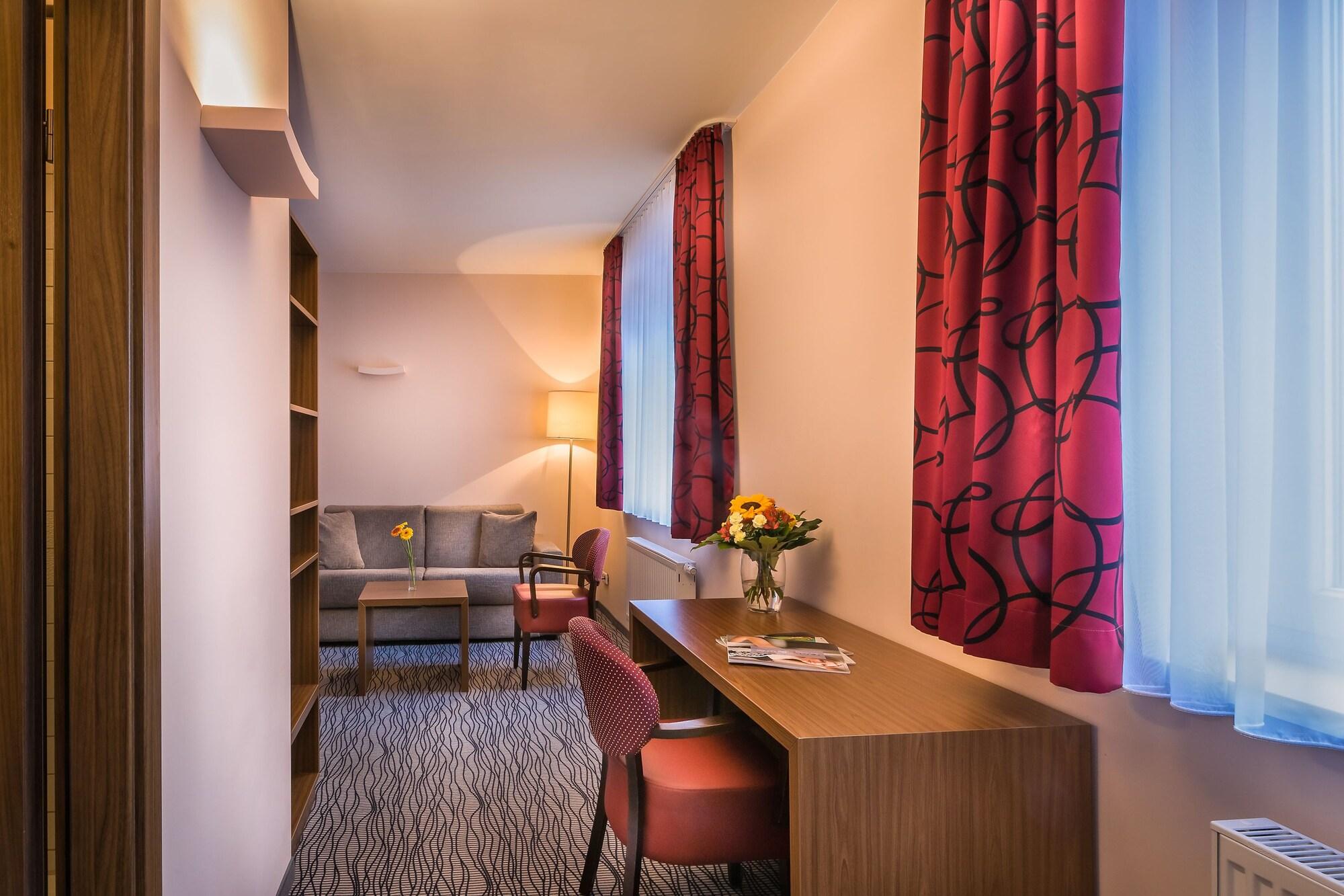 Scope Hotel Dresden Airport エクステリア 写真