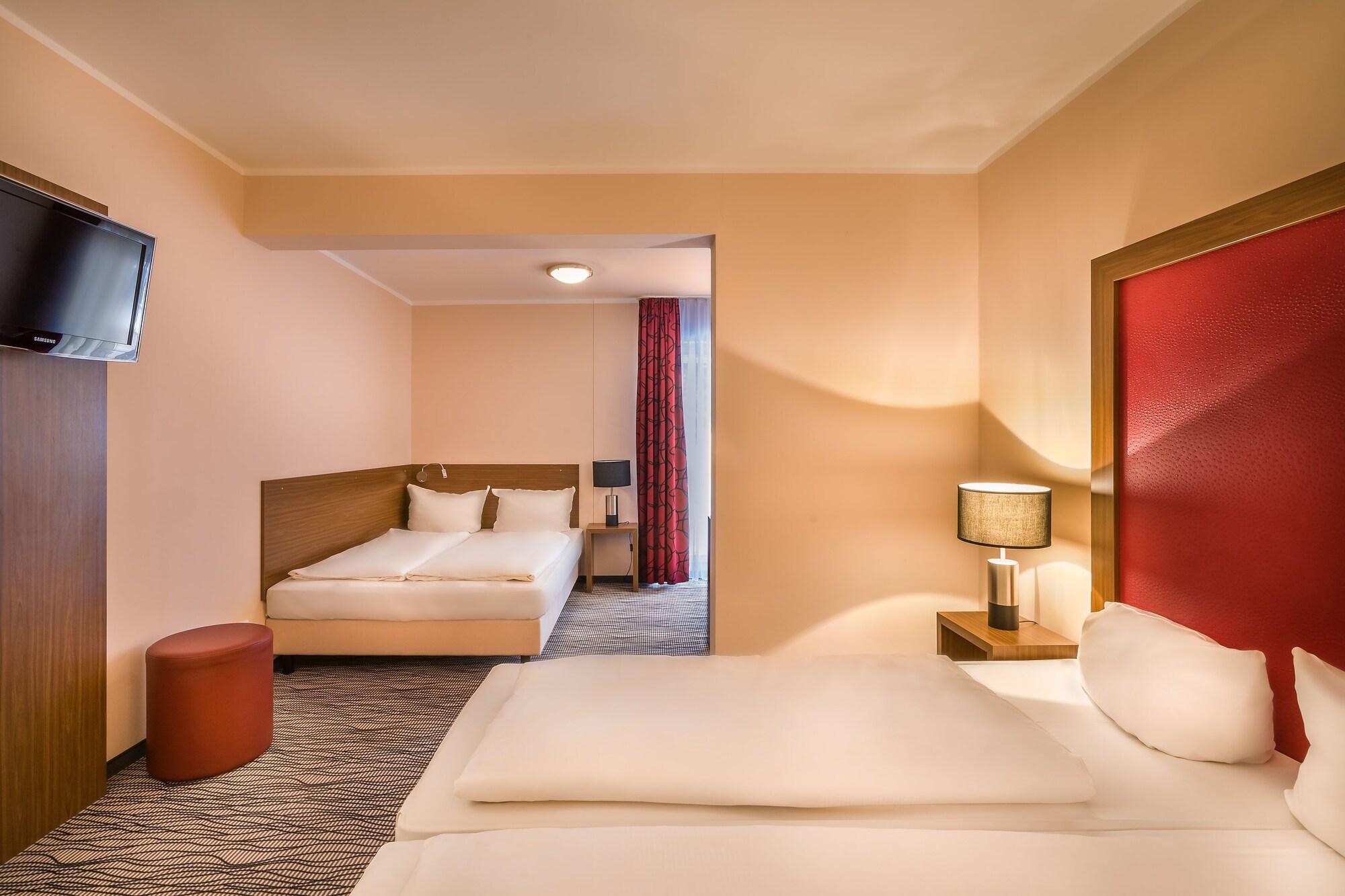 Scope Hotel Dresden Airport エクステリア 写真
