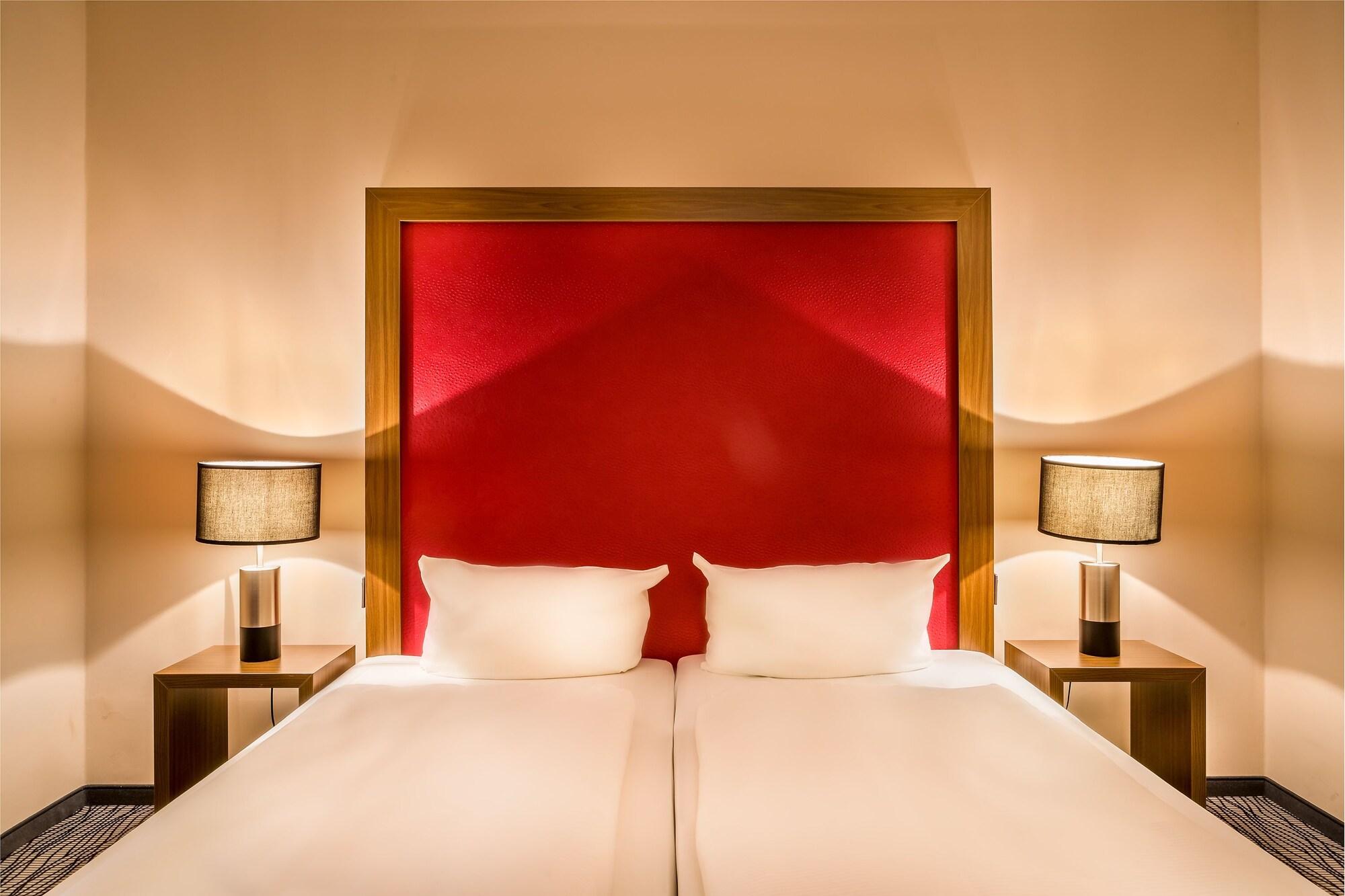Scope Hotel Dresden Airport エクステリア 写真
