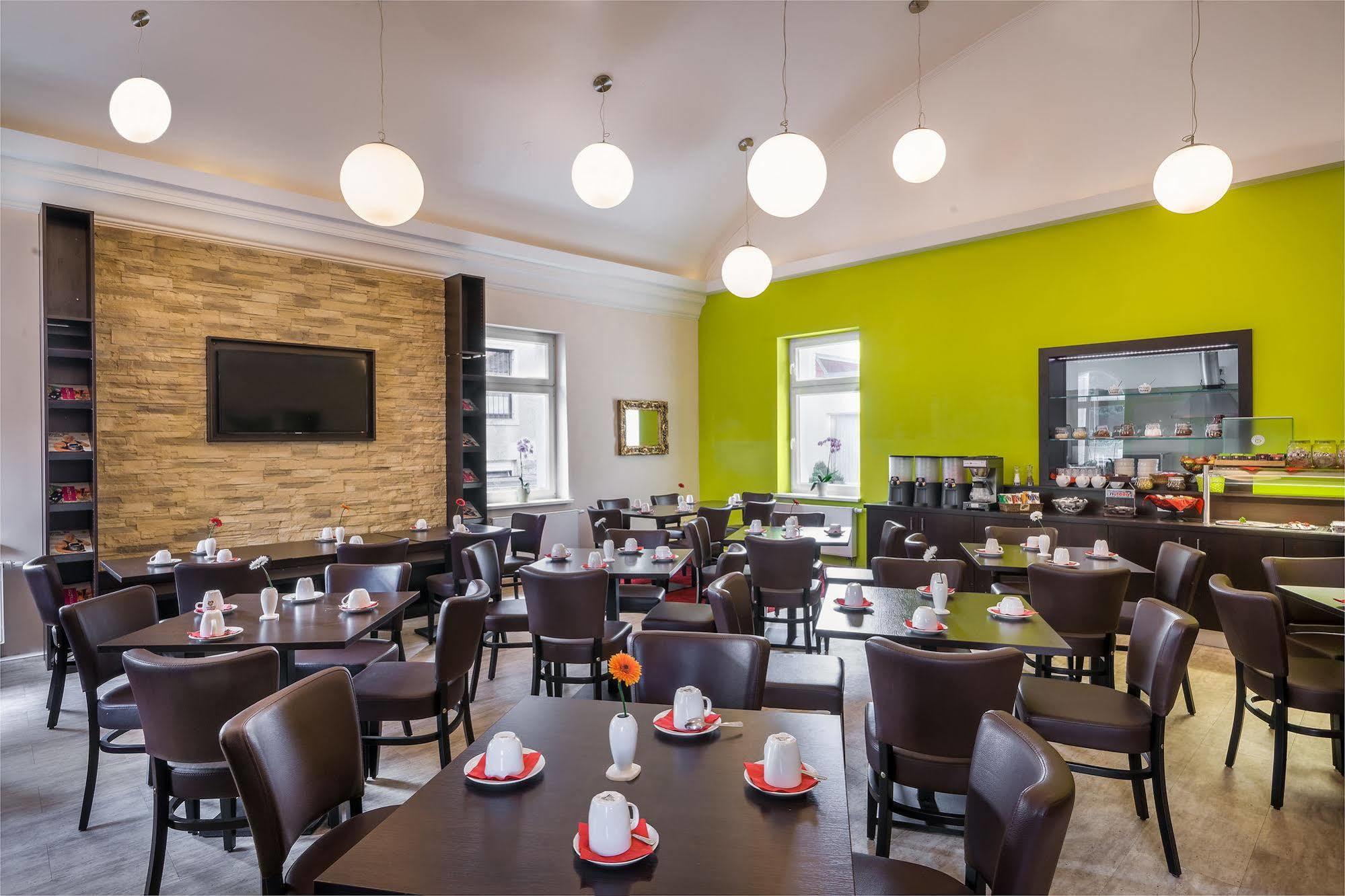 Scope Hotel Dresden Airport エクステリア 写真